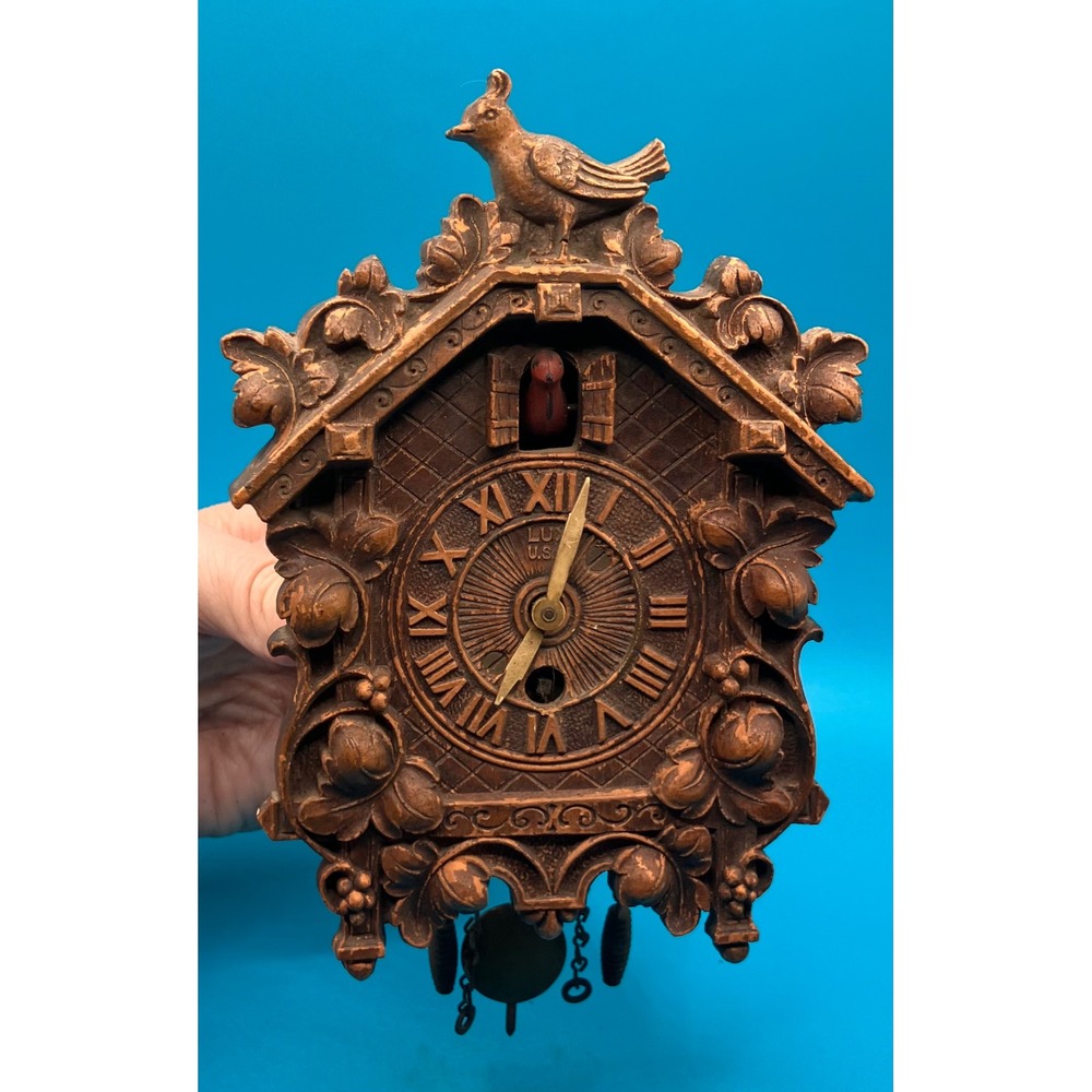 Lux Cuckoo Clock Small Brown Vintage Syroco Style Wall Decor READ